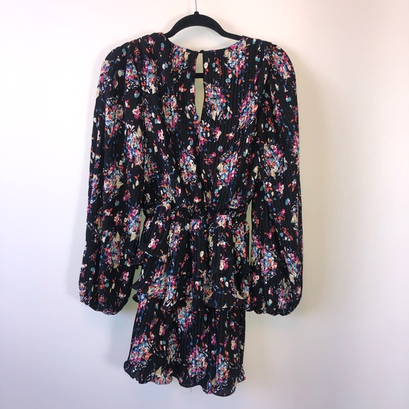 Dee Elly Black Floral Print Tiered Mini Dress Long Sleeve Smocked Waist Large - Picture 4 of 14